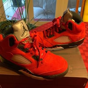 Air Jordan 5 Raging Bull 2021 black and red, size 9